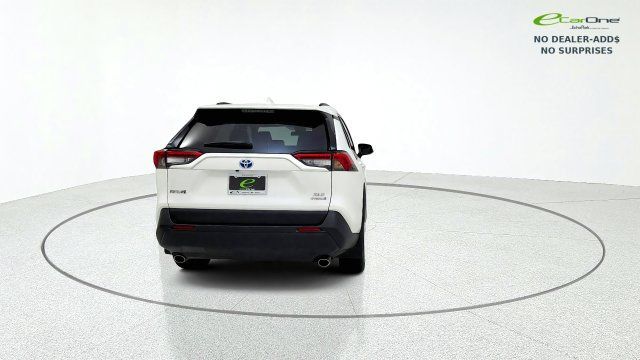 Used 2021 Toyota RAV4 XLE Premium AWD/4WD image 7