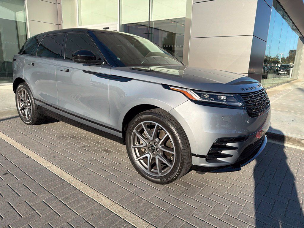 Used 2024 Land Rover Range Rover Velar Dynamic SE AWD/4WD image 2