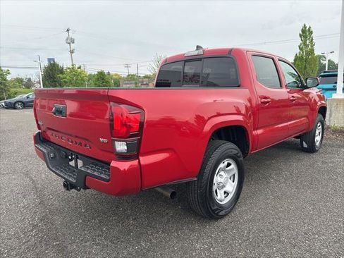Certified 2023 Toyota Tacoma SR AWD/4WD image 5