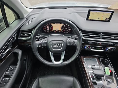 Used 2018 Audi Q7 3.0T Prestige w/ Prestige Package AWD/4WD image 15