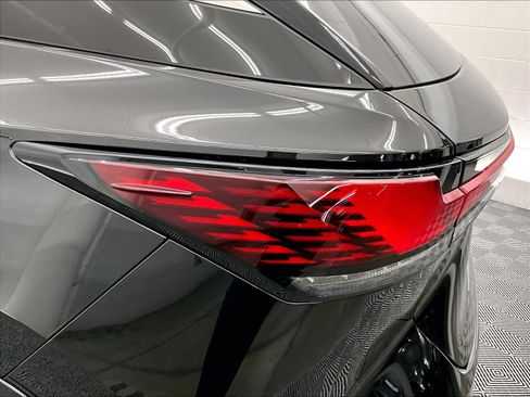 Used 2025 Lexus RX 350 Premium w/ Convenience Package FWD image 27