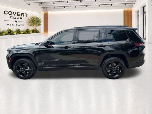 Used 2026 Jeep Grand Cherokee L Limited w/ Limited Altitude Package AWD/4WD image 12