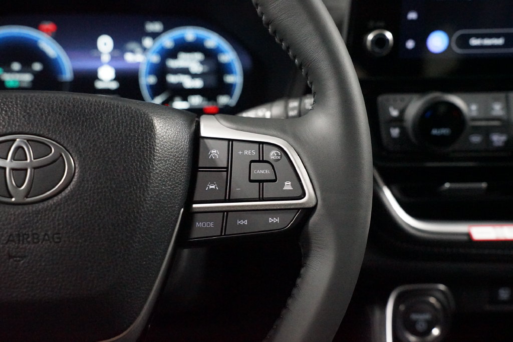 New 2026 Toyota Grand Highlander AWD Hybrid image 13