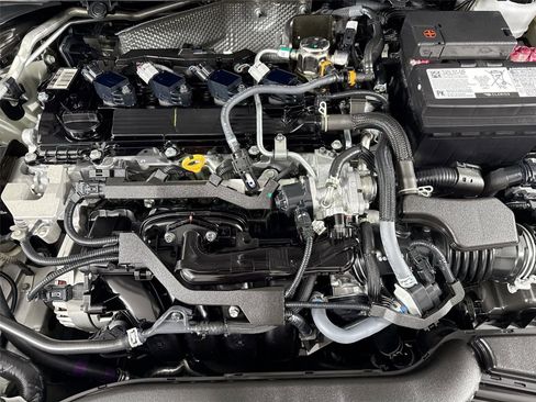 Certified 2025 Toyota Corolla LE image 40