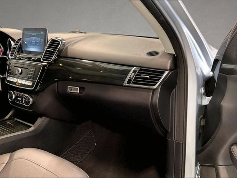 Used 2017 Mercedes-Benz GLE 350 4MATIC image 27