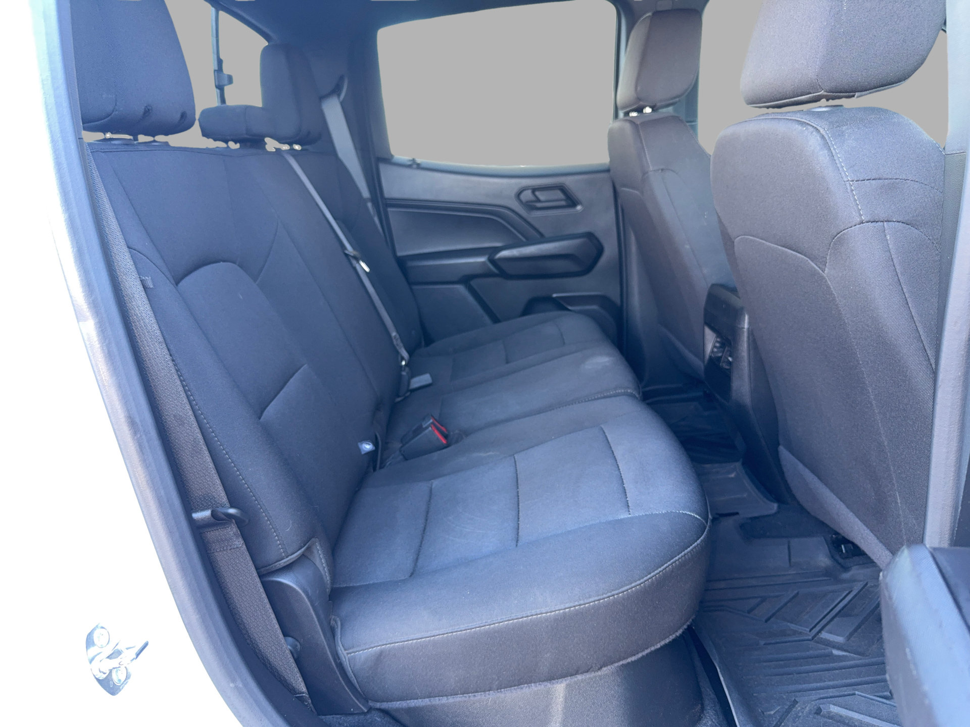 Used 2024 Chevrolet Colorado W/T w/ Technology Package AWD/4WD image 29