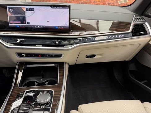 Used 2026 BMW X5 xDrive40i image 17