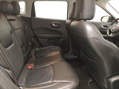 Used 2018 Jeep Compass Limited w/ Navigation Group image 19