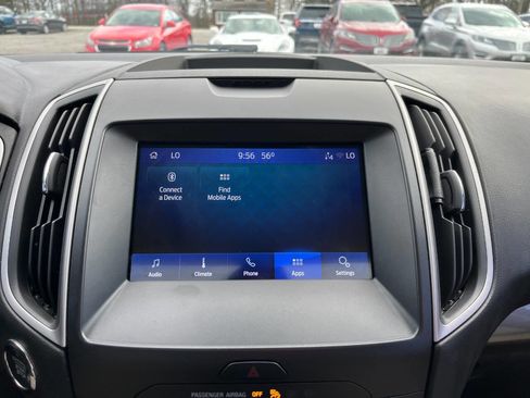 Used 2020 Ford Edge SEL w/ Convenience Package AWD/4WD image 23