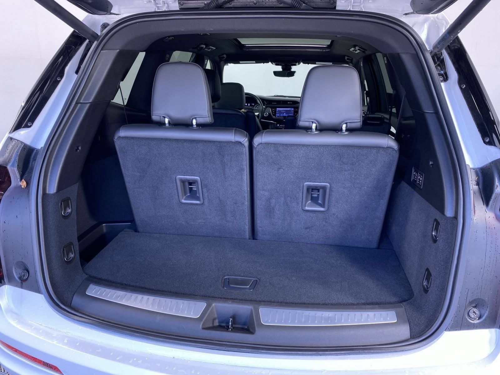 Certified 2024 Cadillac XT6 Premium Luxury w/ Technology Package FWD image 16