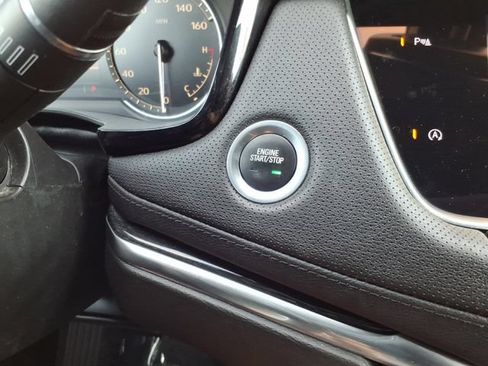 Used 2022 Cadillac XT5 Premium Luxury FWD image 35