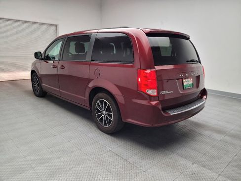 Used 2018 Dodge Grand Caravan GT image 5