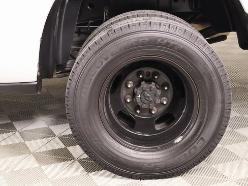 Used 2022 RAM 3500 Tradesman image 17