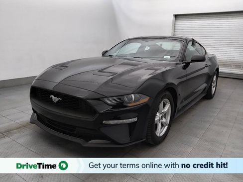 Used 2018 Ford Mustang Coupe image 1
