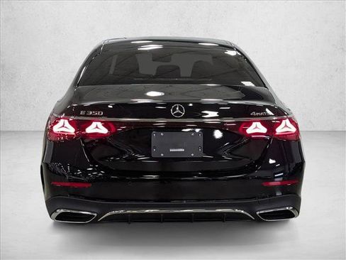 Used 2026 Mercedes-Benz E 350 4MATIC Sedan image 7