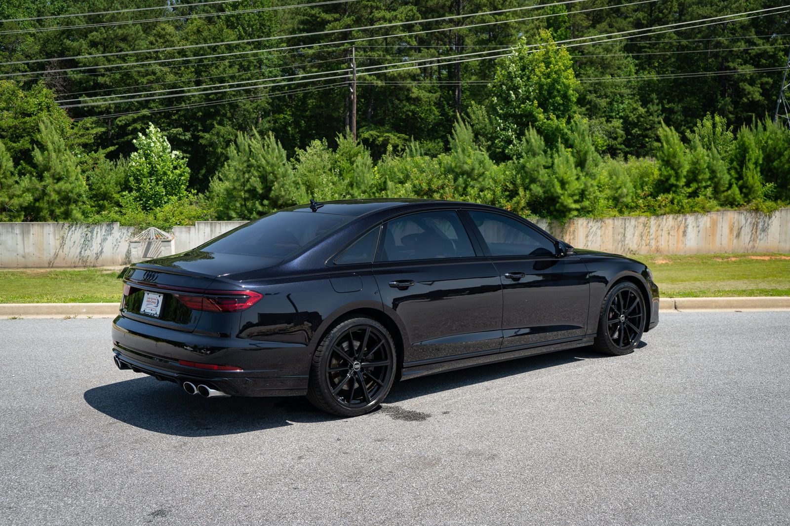 Used 2024 Audi S8 AWD/4WD image 25