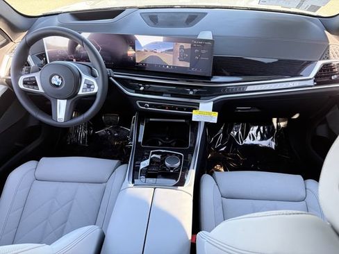 Used 2026 BMW X5 sDrive40i w/ M Sport Package RWD image 15