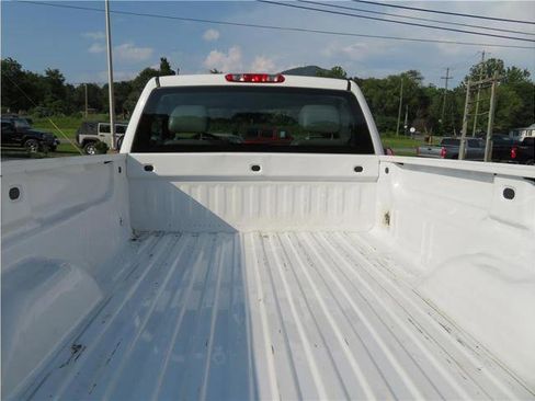 Used 2013 Chevrolet Silverado 2500 W/T image 3