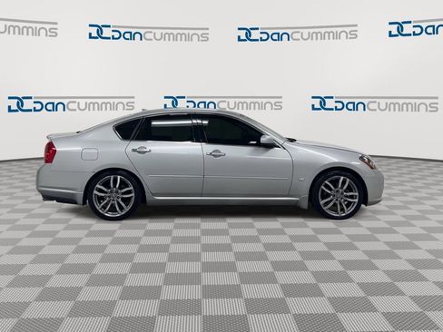 Used 2007 INFINITI M35 Sport w/ Technology Pkg image 9