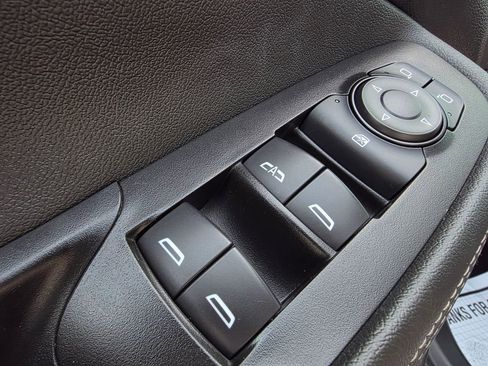 Used 2024 Buick Encore GX Preferred image 12