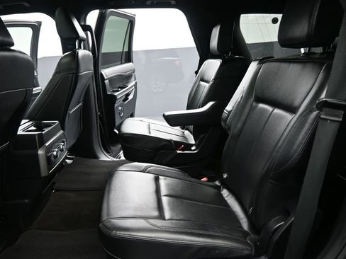 Certified 2021 Ford Expedition XLT RWD image 21