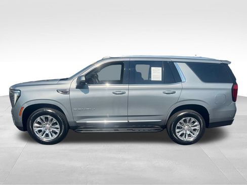 Used 2025 GMC Yukon Denali AWD/4WD image 2