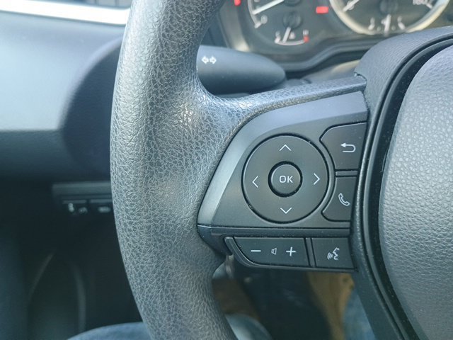 Used 2022 Toyota Corolla LE FWD image 28