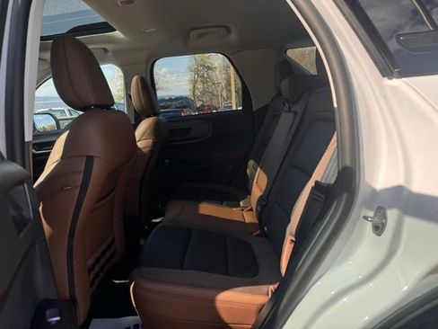 Used 2025 Ford Bronco Sport Outer Banks w/ Outer Banks Tech Package+ image 23