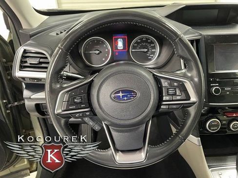 Used 2020 Subaru Forester Premium AWD/4WD image 14