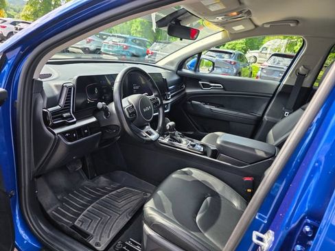Certified 2023 Kia Sportage EX AWD/4WD image 14