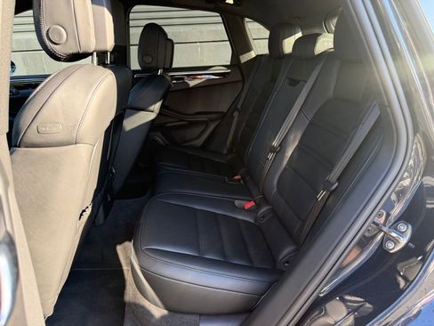 Certified 2026 Porsche Macan image 19