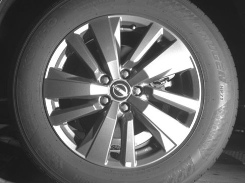 Used 2025 Nissan Pathfinder SV FWD image 14