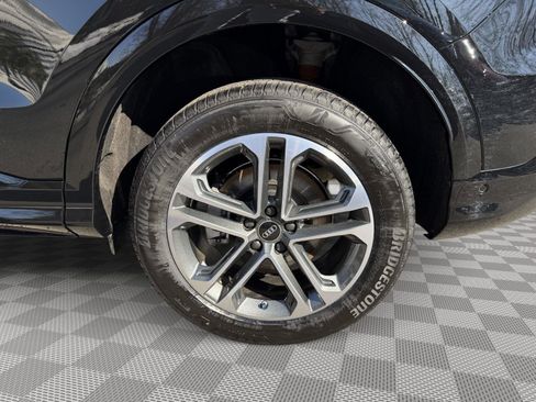 Used 2025 Audi Q5 Premium Plus image 8