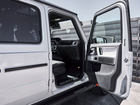 Used 2026 Mercedes-Benz G 63 AMG 4MATIC image 24