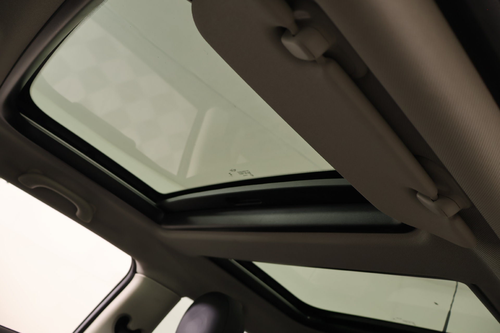 Certified 2023 MINI Cooper 2-Door Hardtop FWD image 14