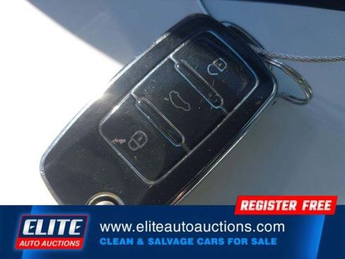 Used 2015 Volkswagen Jetta SE image 22