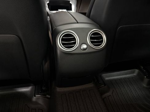 Used 2019 Mercedes-Benz GLC 300 image 22