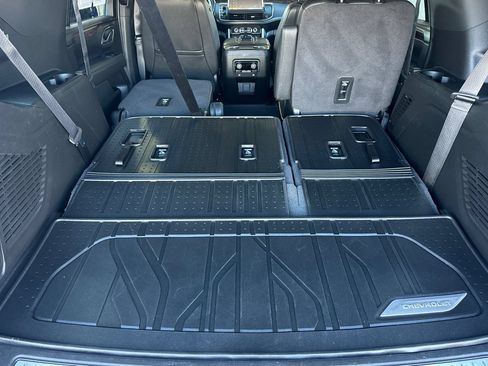 Used 2024 Chevrolet Tahoe Z71 AWD/4WD image 15