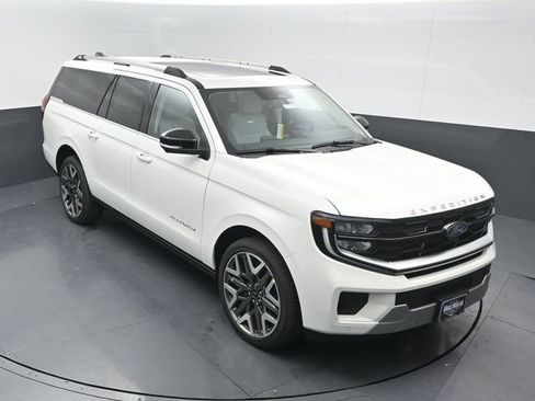 New 2026 Ford Expedition Max Platinum w/ Platinum Ultimate Package image 9