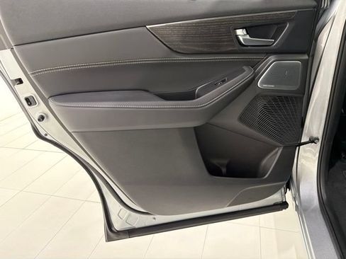Certified 2026 Acura MDX SH-AWD w/ Advance Package image 15