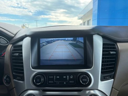 Used 2019 GMC Yukon SLT w/ Premium Edition RWD image 13