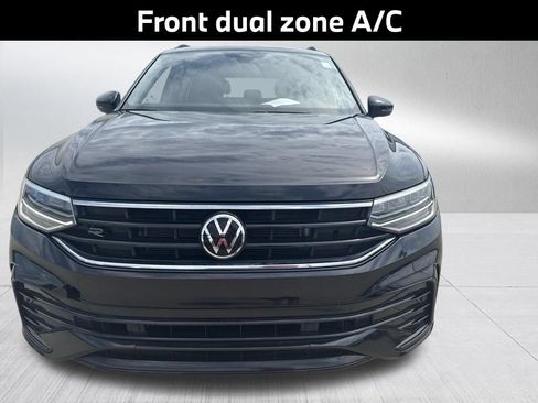 Used 2023 Volkswagen Tiguan SE R-Line AWD/4WD image 4