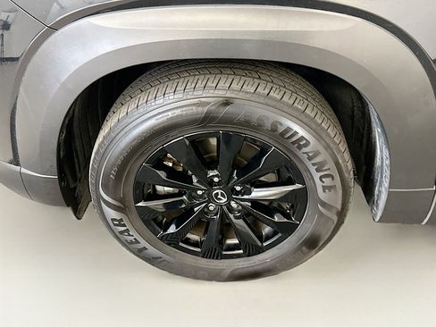 Used 2025 MAZDA CX-50 AWD 2.5 S w/ Premium Package image 11