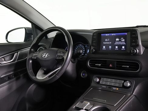 Used 2021 Hyundai Kona Limited w/ Cargo Package FWD image 27