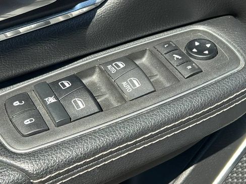 Used 2021 RAM 1500 Laramie w/ Sport Appearance Package AWD/4WD image 19