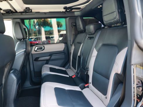 Used 2024 Ford Bronco Wildtrak AWD/4WD image 33