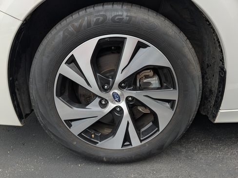 Certified 2025 Subaru Legacy Premium AWD/4WD image 15