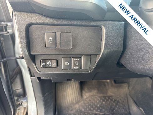 Used 2020 Toyota Tacoma TRD Off-Road w/ Technology Package RWD image 19