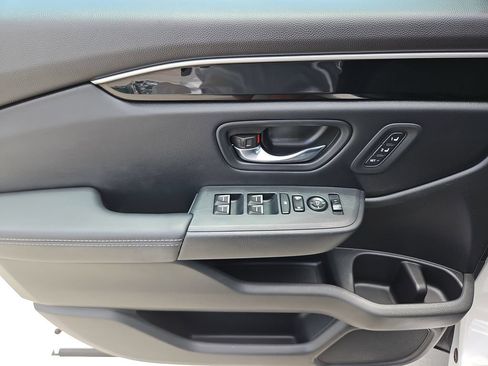 Used 2023 Honda Pilot EX-L image 15