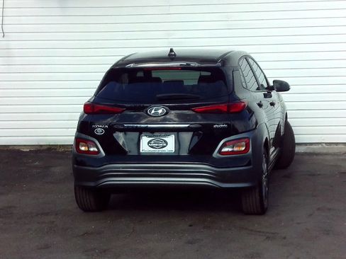 Used 2021 Hyundai Kona Ultimate FWD image 6